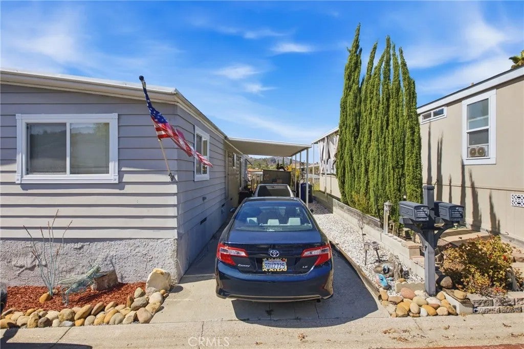 13114 Alpine — photo