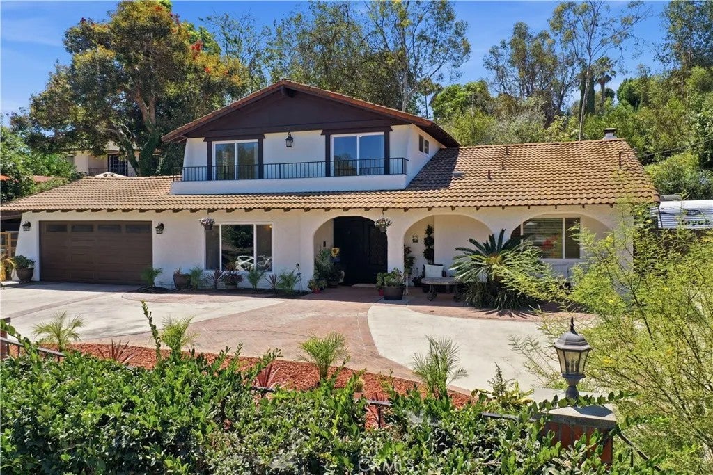 12781 Barrett — photo