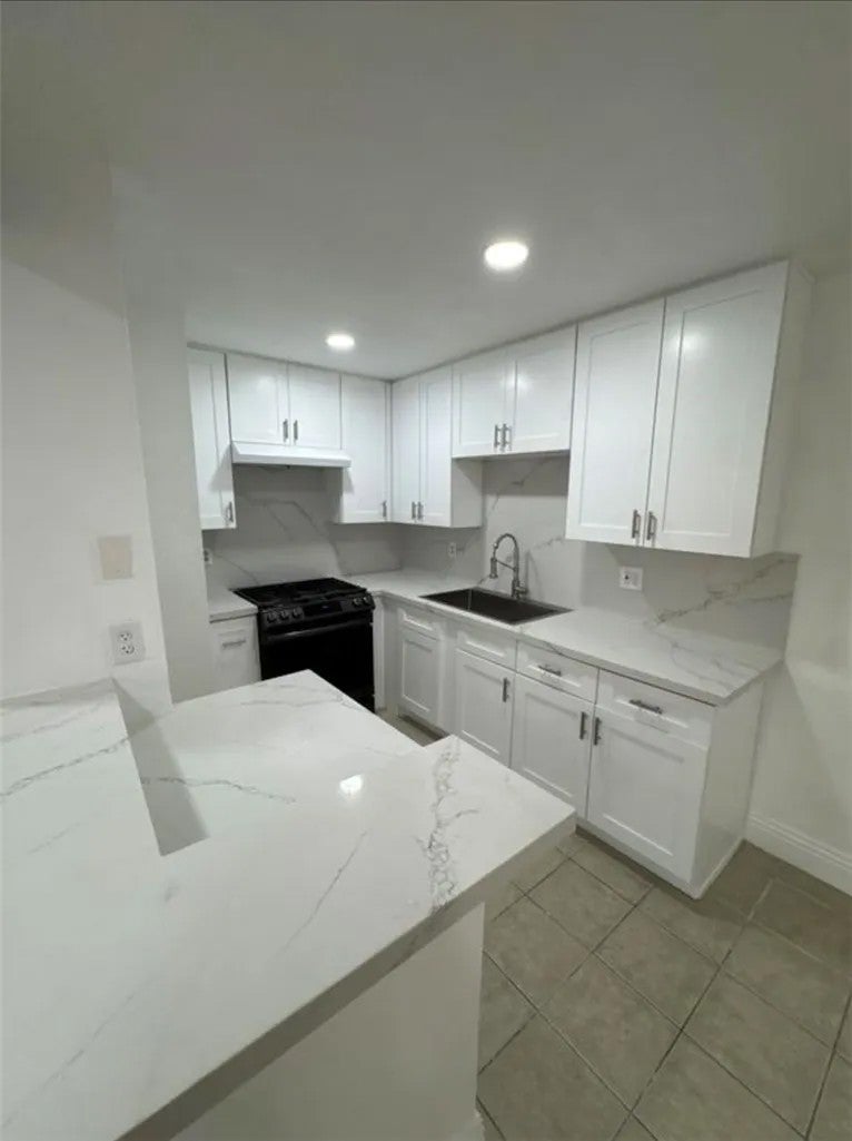 1101 W Macarthur 301 — photo