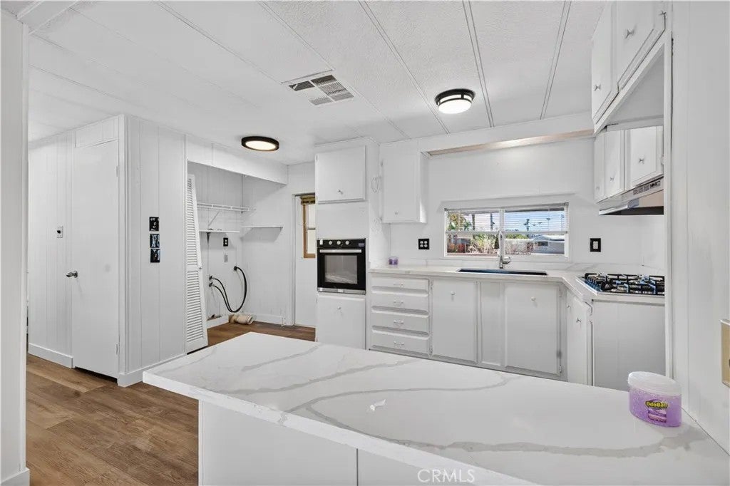 32120 Saucon Valley — photo