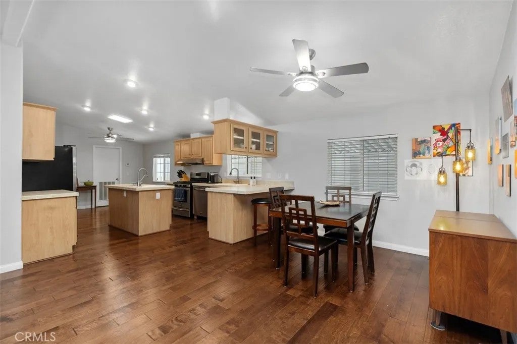 5815 E La Palma 163 — photo