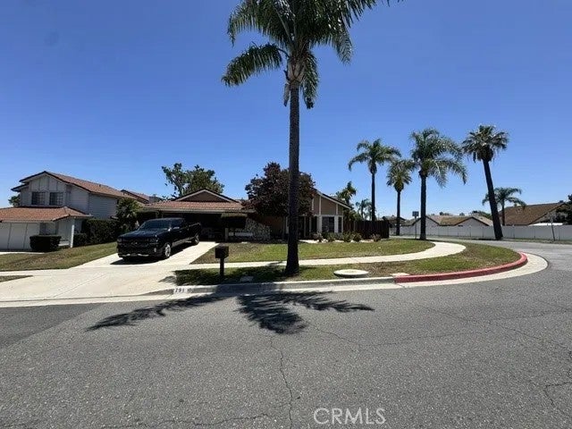 791 Kingfisher Court — photo