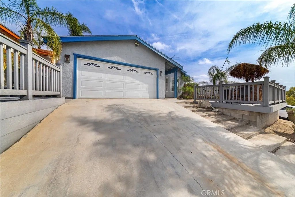 14464 Harvey Lane — photo