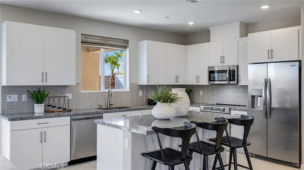 62416 Highwing Street — photo