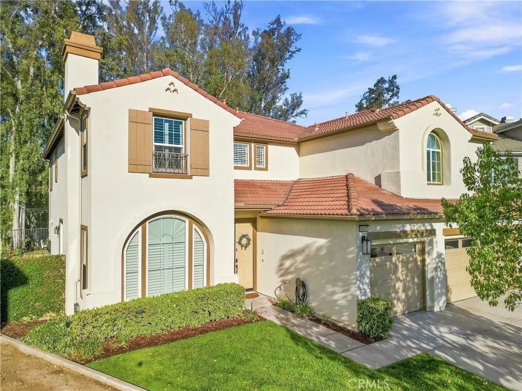 24027 Semillon — photo