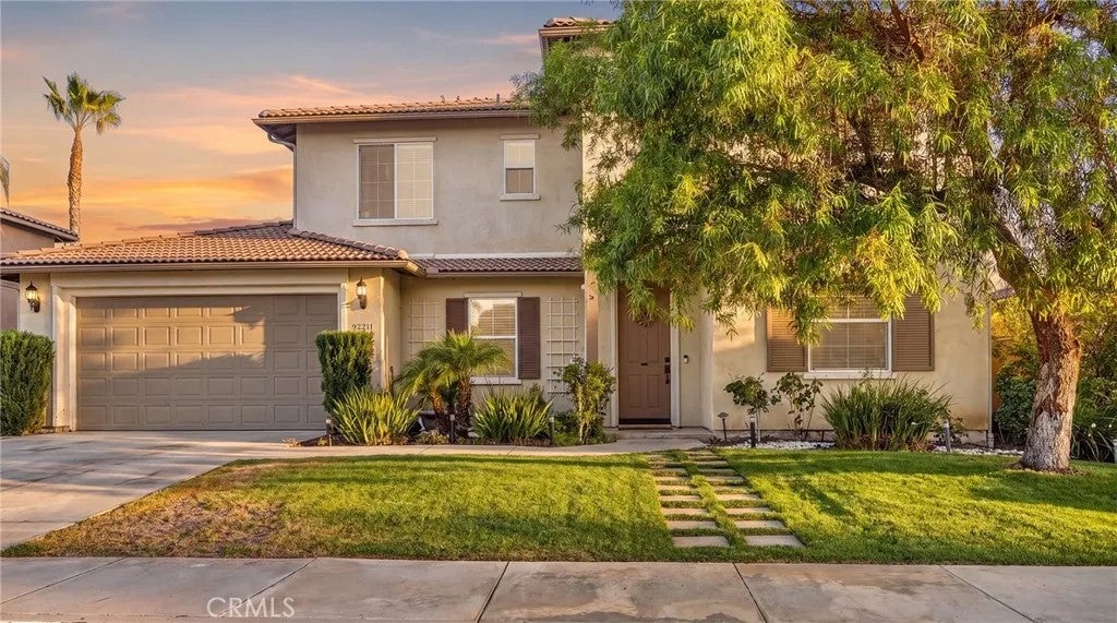 35211 Lilac Lane — photo