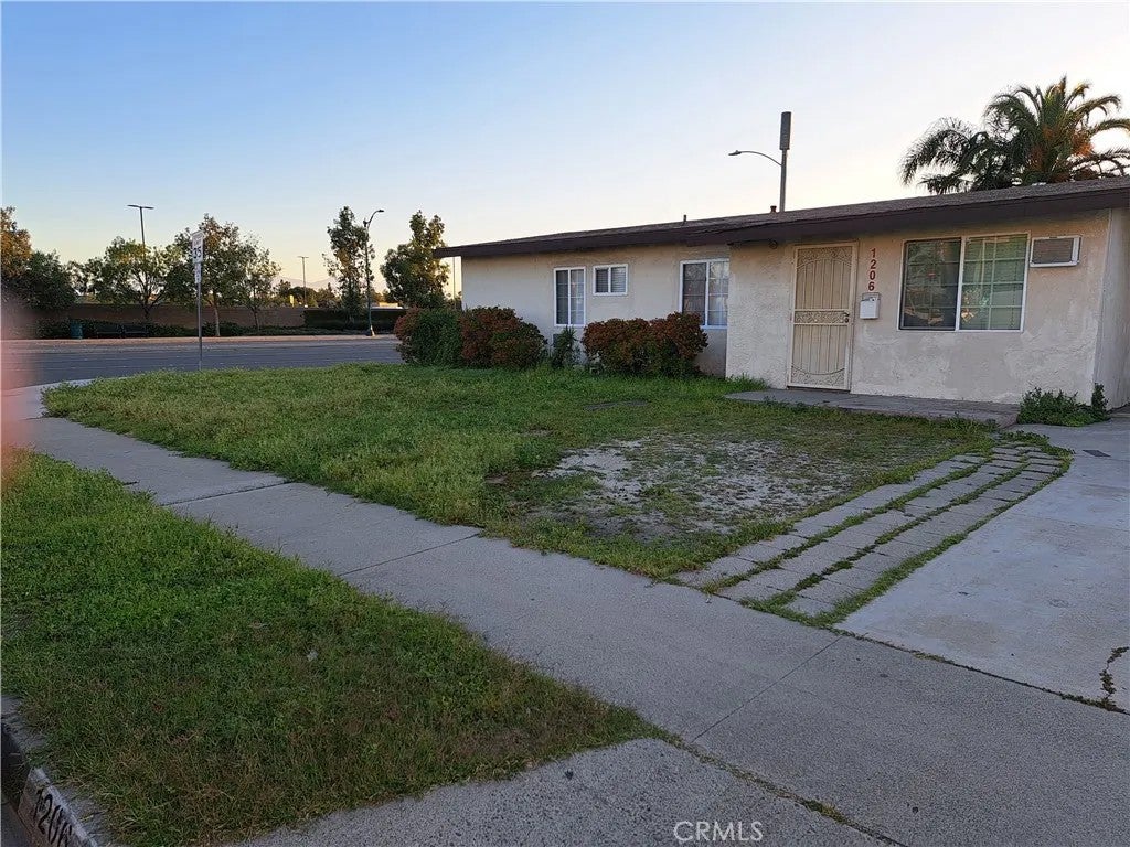1206 S Palm — photo
