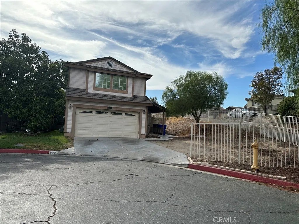 832 S Rexford — photo