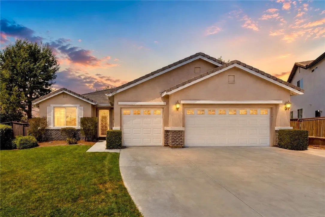 35503 Parkwood Court — photo