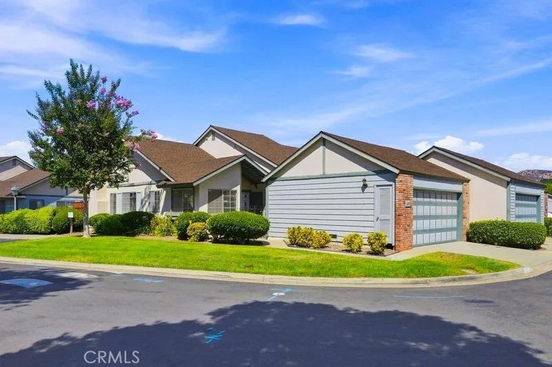 2412 Turnbridge Glen — photo