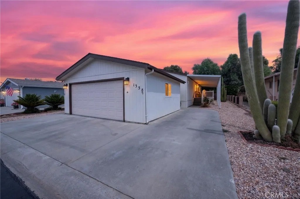 1338 Bishop Drive — photo