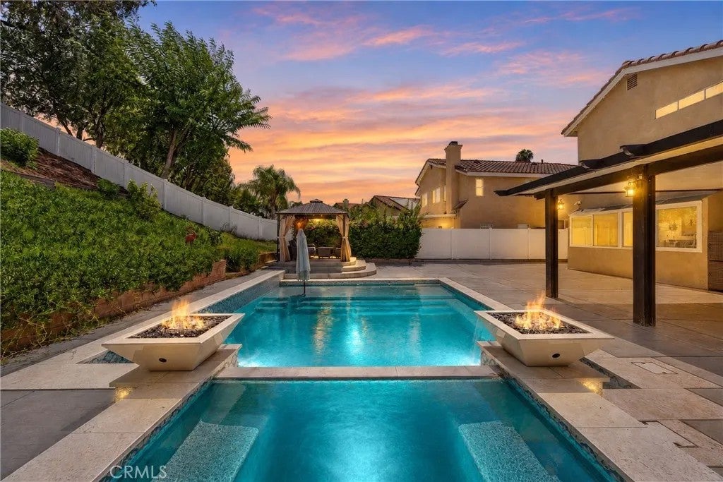 43490 Calle Nacido — photo