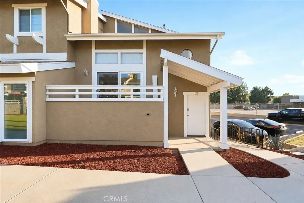 981 W Imperial Hwy #23 — photo