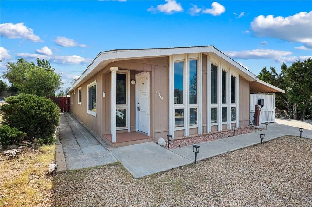 34164 Harrow Hill Road — photo