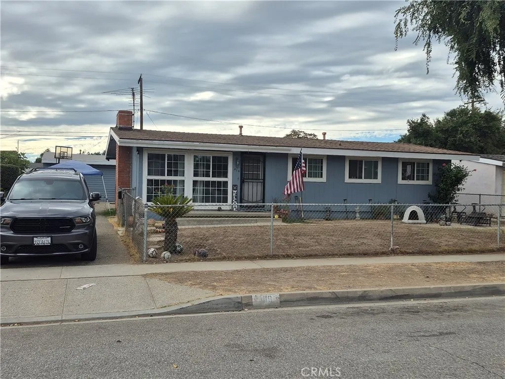 419 E Lee — photo