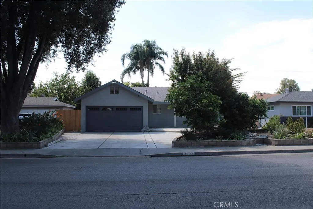 4926 Wilton Pl. — photo
