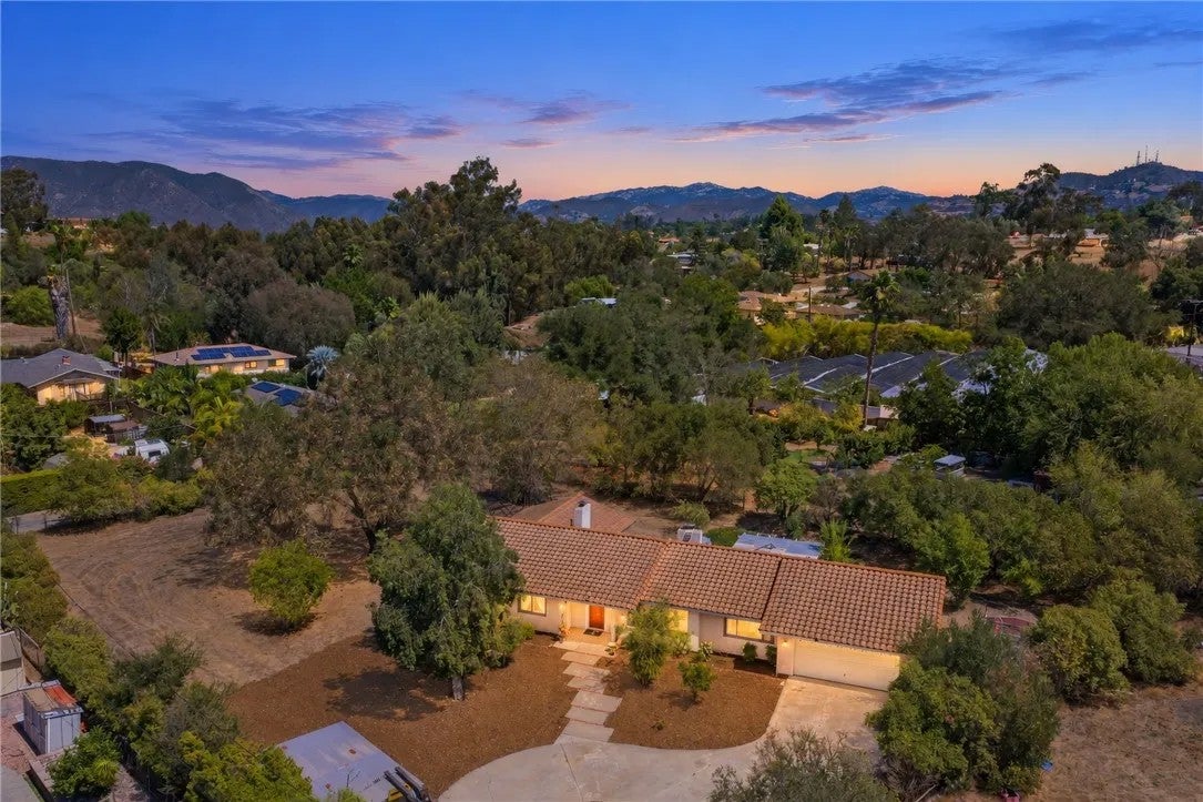 1732 E Mission Road, Fallbrook, CA 92028 — photo 2