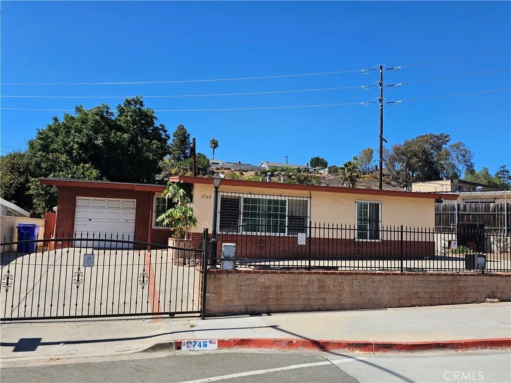 5746 Streamview Drive — photo