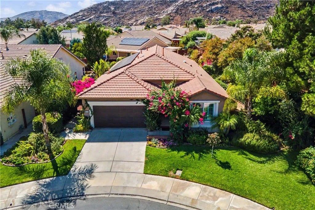 445 Bjorn Court — photo