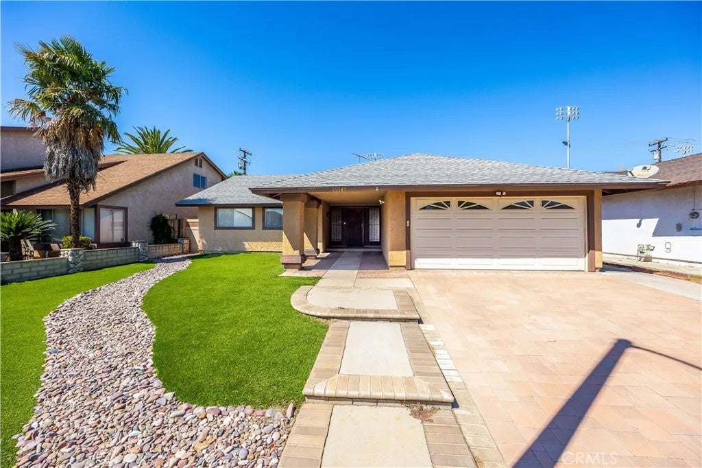13347 Sunflower Court — photo