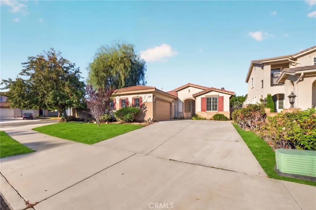 37799 Amber Lane — photo