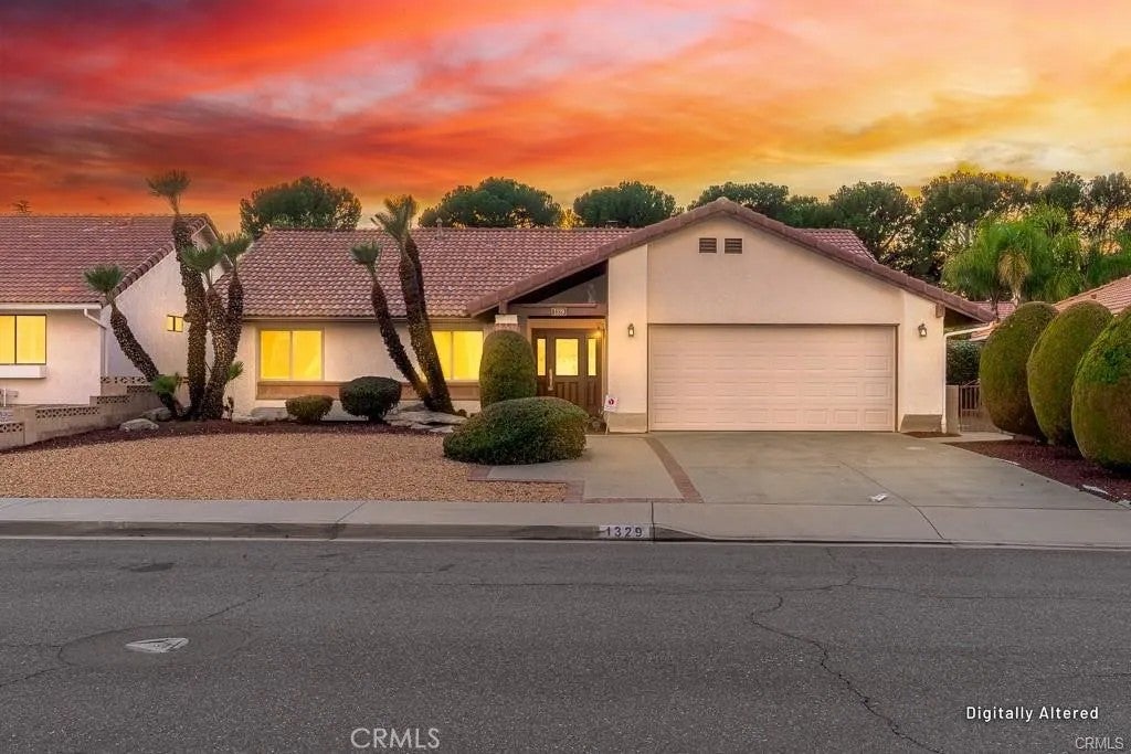 1329 Hickory Drive — photo