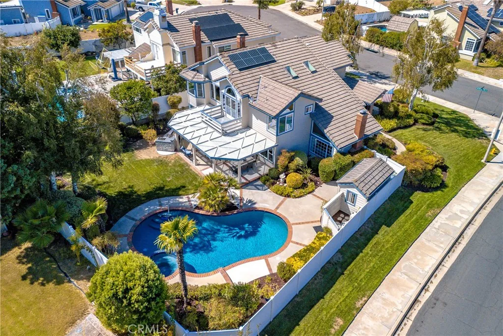 30569 Bridgeview Circle — photo