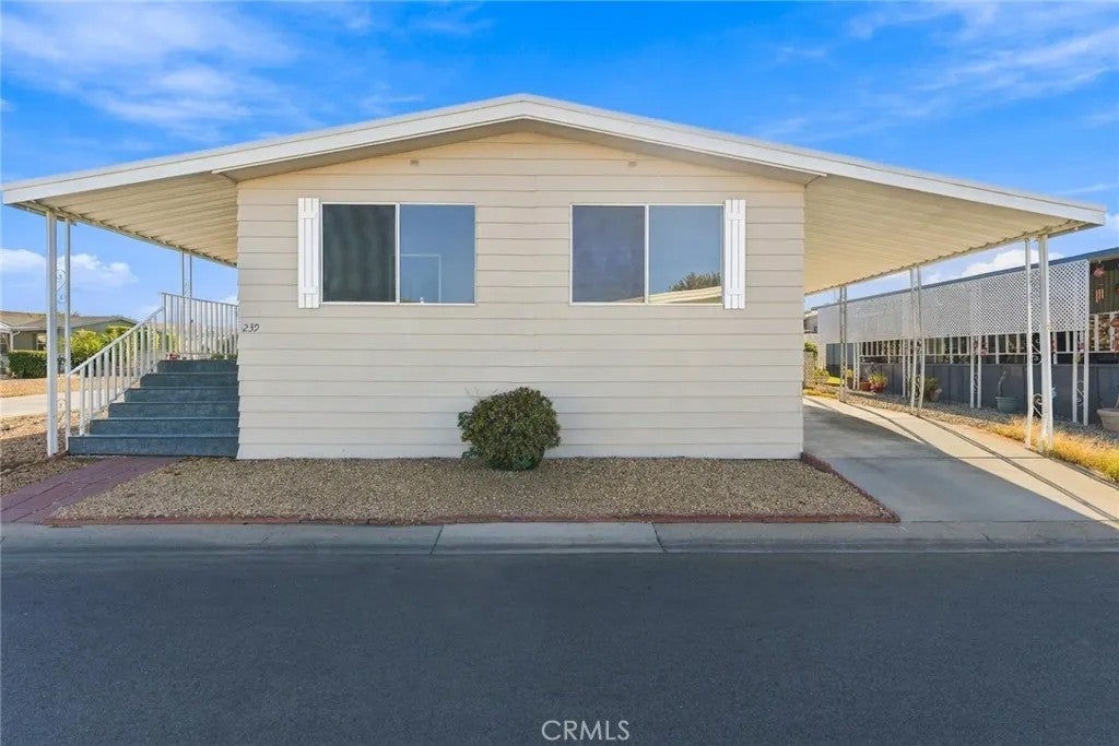 4000 Pierce 239 — photo