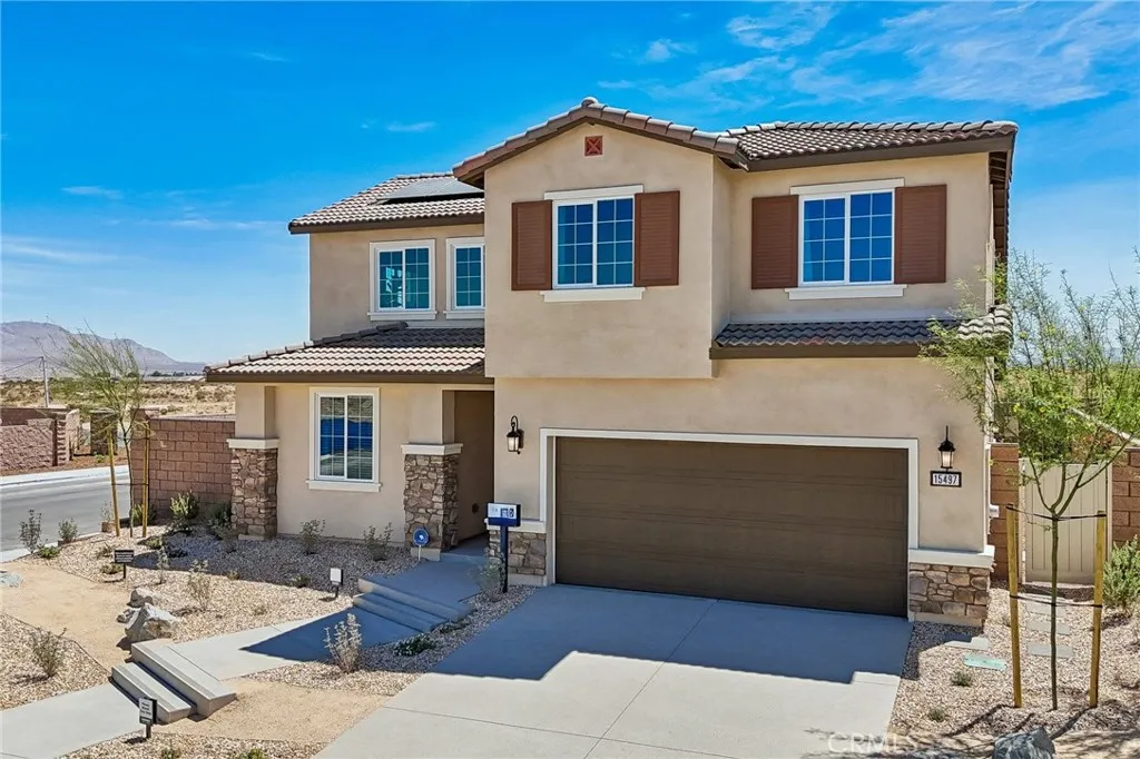 15541 Tomahawk Street — photo