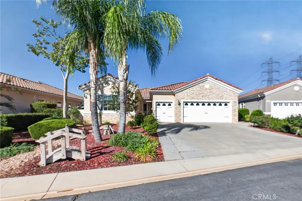 1593 Tanglewood Court — photo