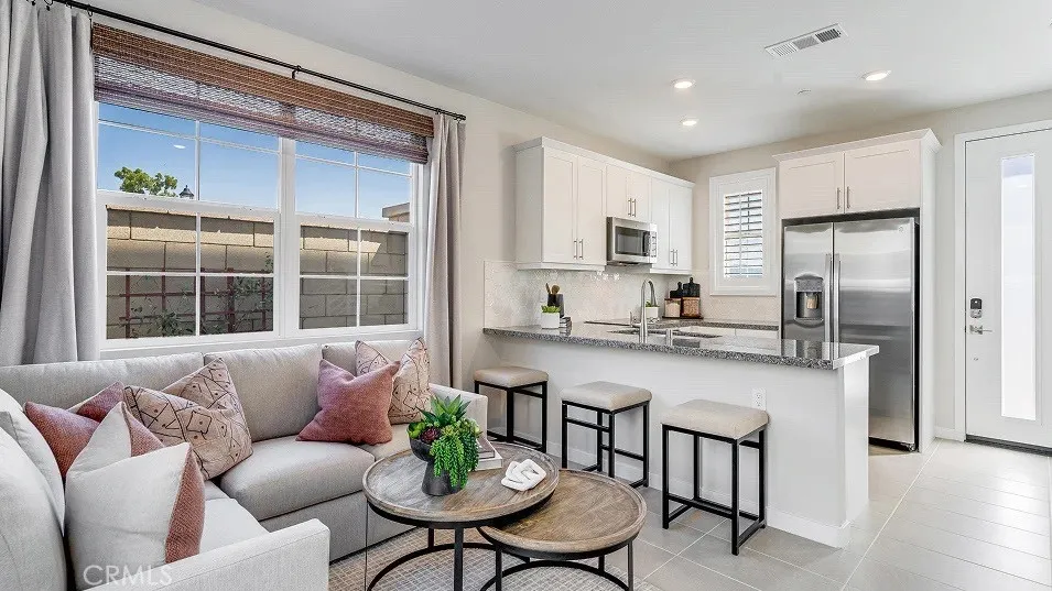 4548 S Forsyth Paseo — photo