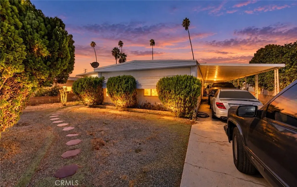 651 Taschner Dr — photo