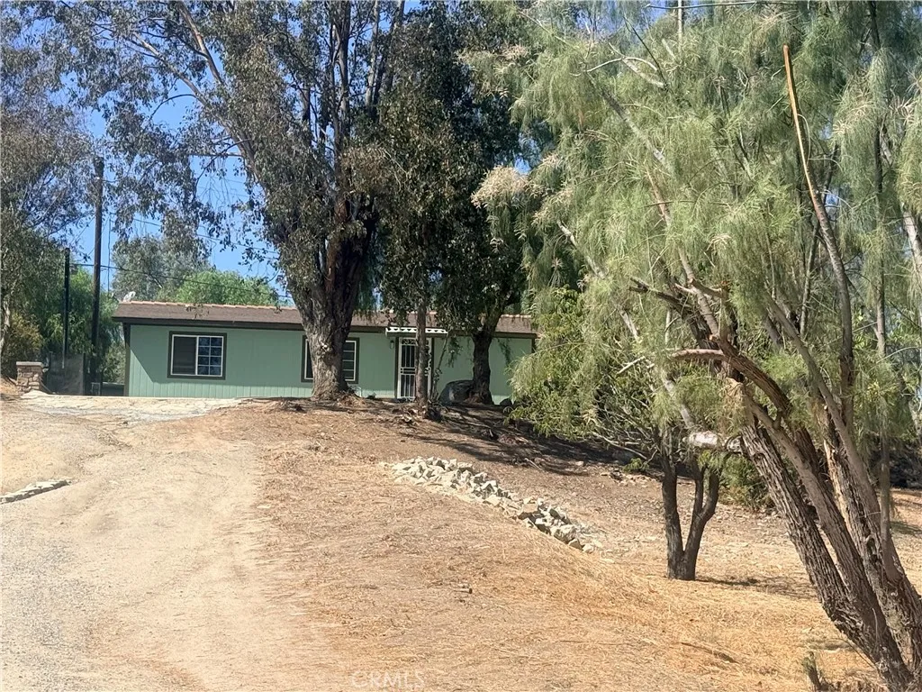 27107 Read, Perris, CA 92570 — photo 3