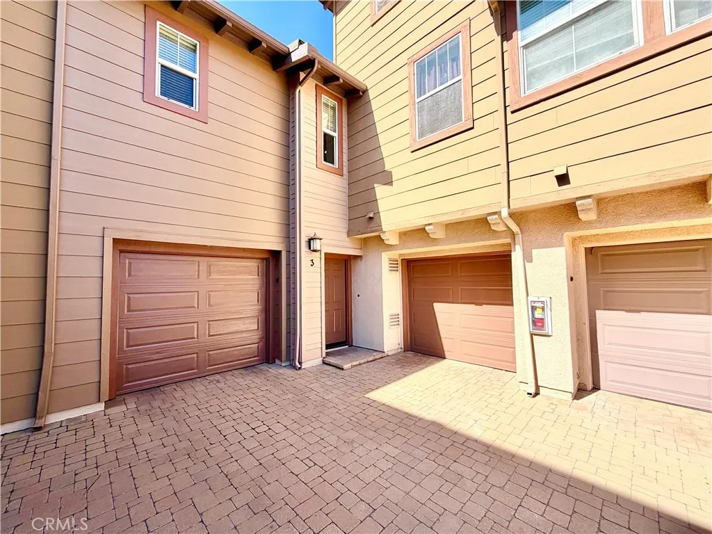 24685 Ridgewalk Street Unit 3 — photo
