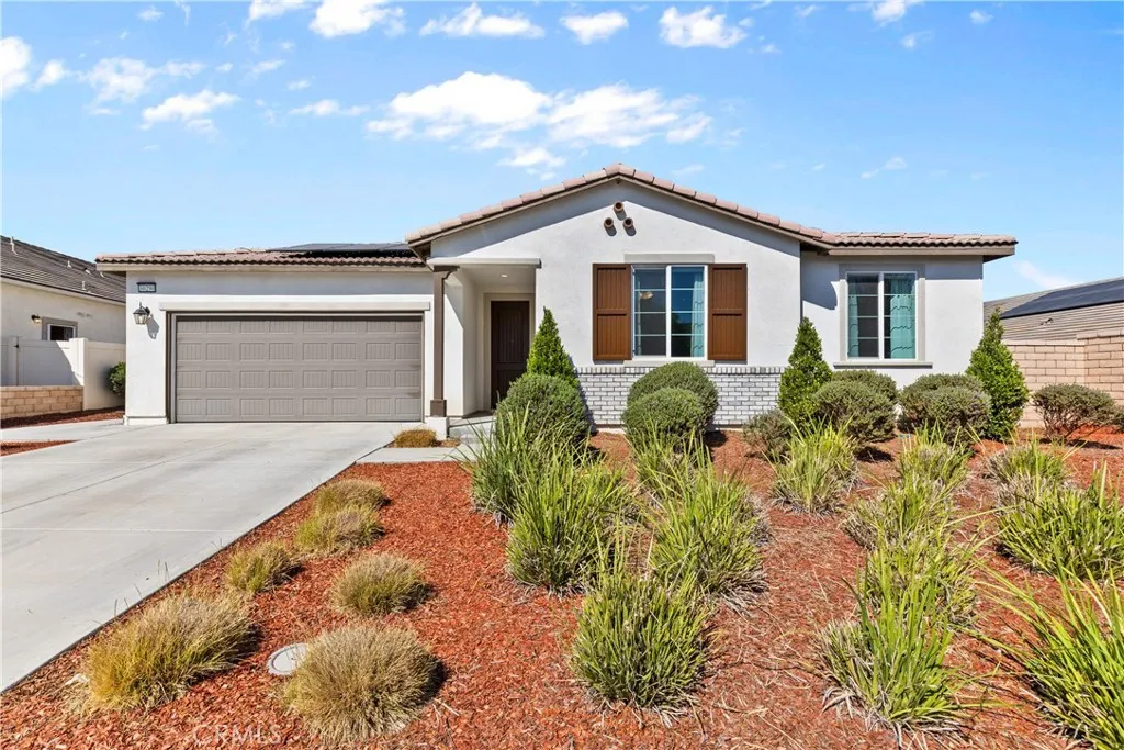 30290 Roebuck Court — photo