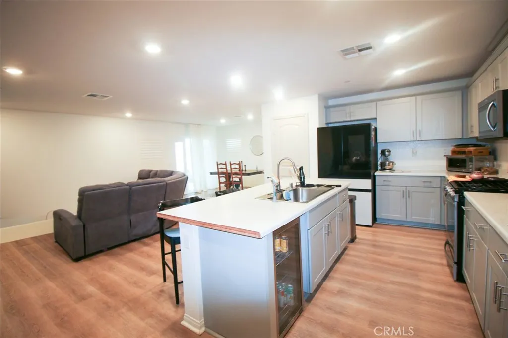 2411 Wild Oak Court — photo