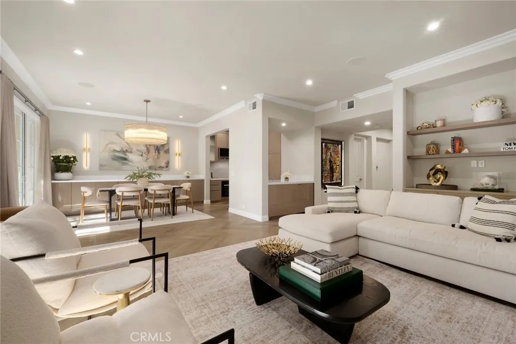 11500 San Vicente Unit 202 — photo