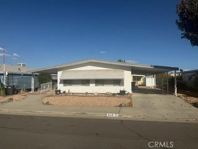 618 Seville — photo