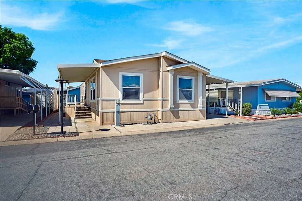 27150 Shadel Unit 175 — photo