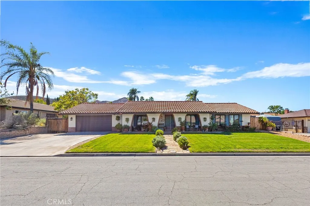 43803 Citrus View — photo