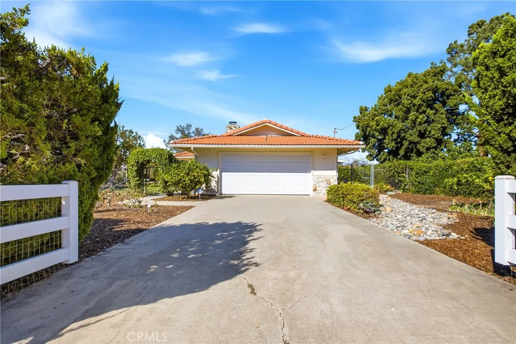 2018 Pheasant Run, Fallbrook, CA 92028 — photo 2