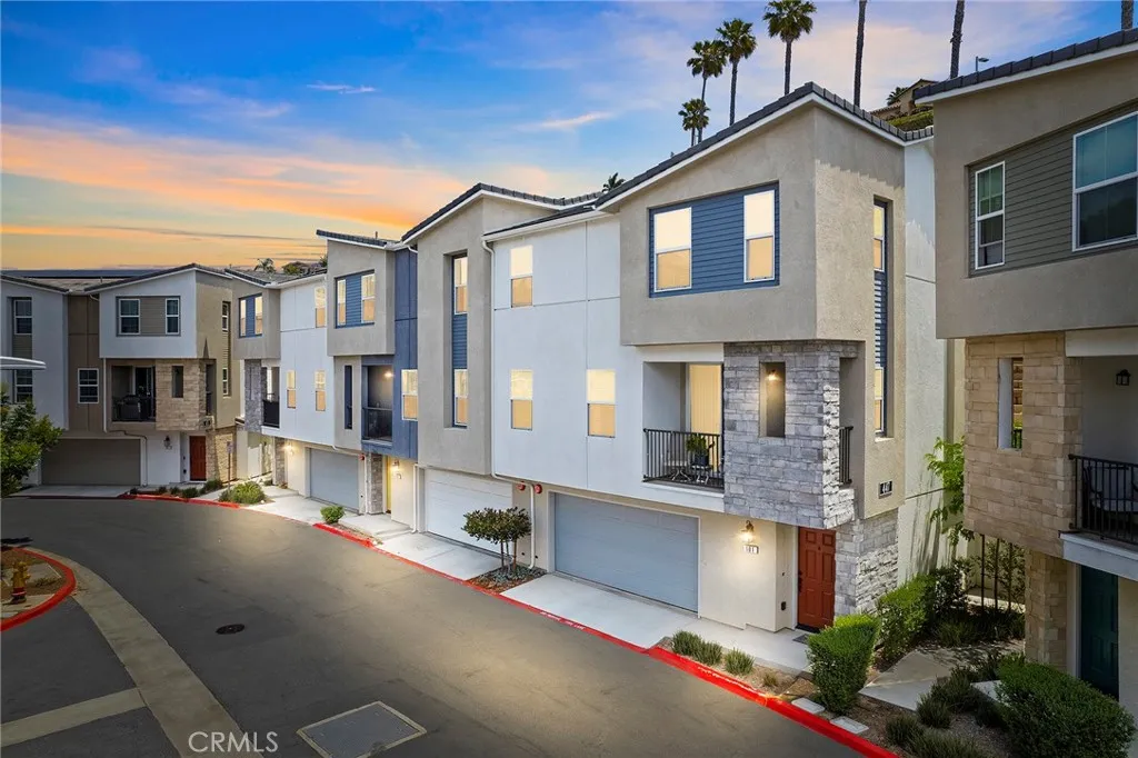 447 Fitzpatrick Road Unit 102B — photo