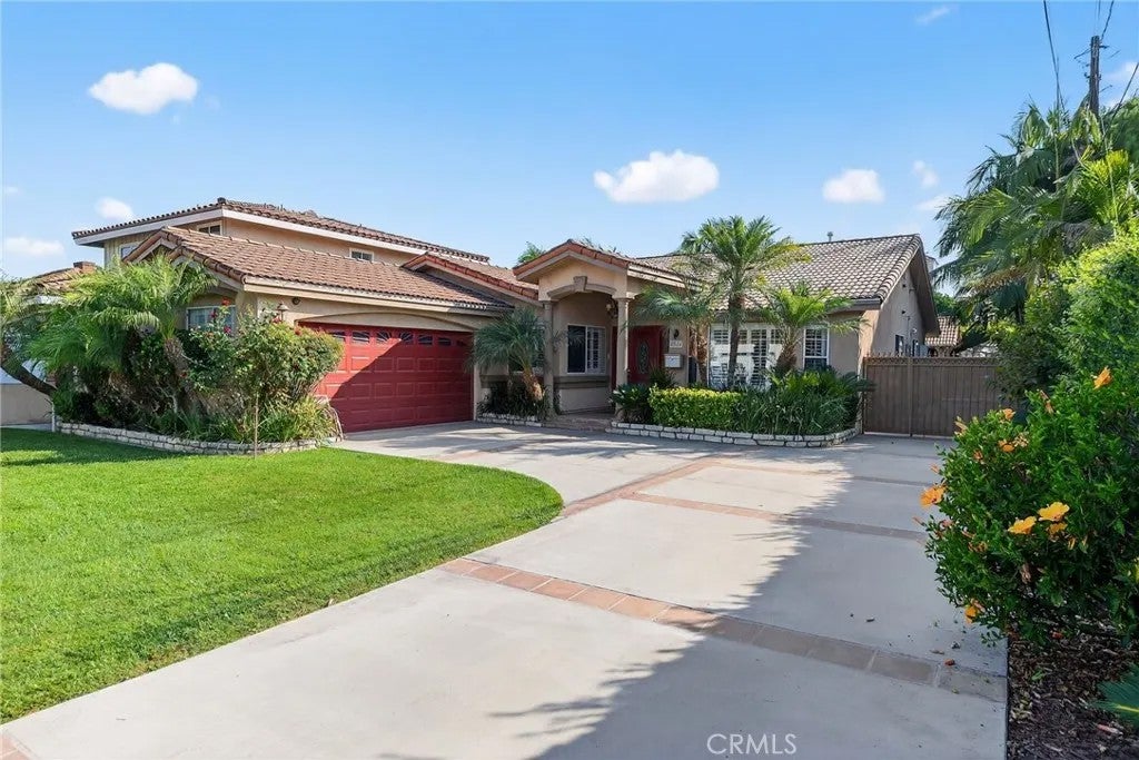 8316 Cherokee Drive — photo