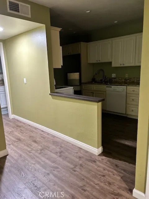 23617 Golden Springs — photo