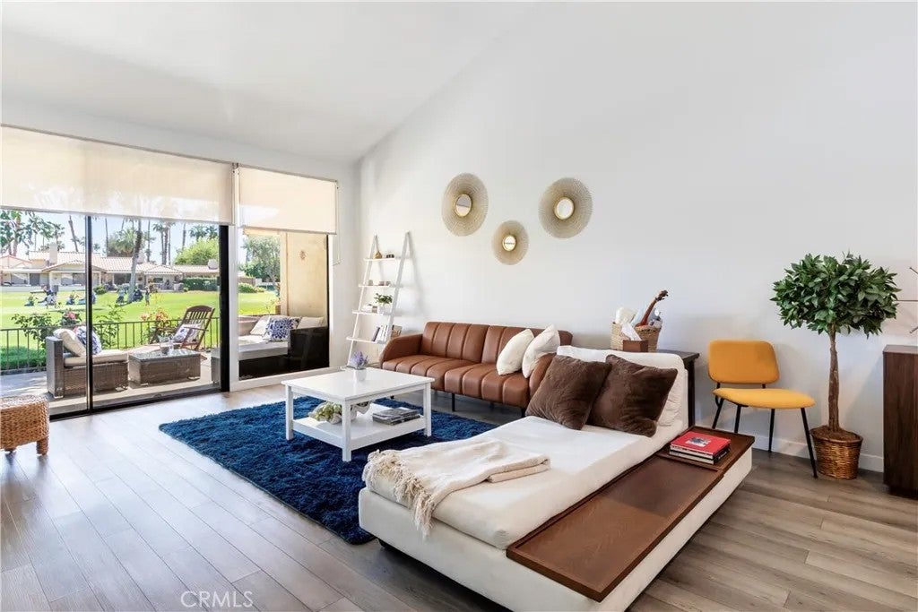 276 Serena Drive — photo