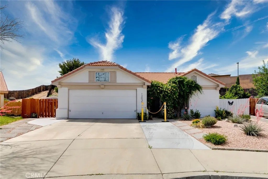 13035 Troy Court — photo