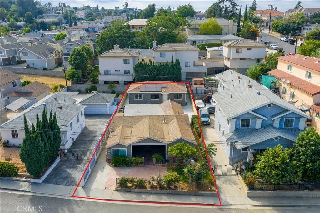 607 Sefton — photo