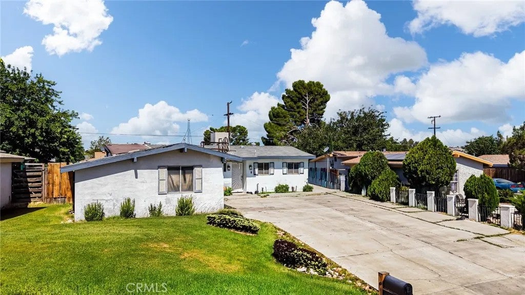 14378 Mojave — photo