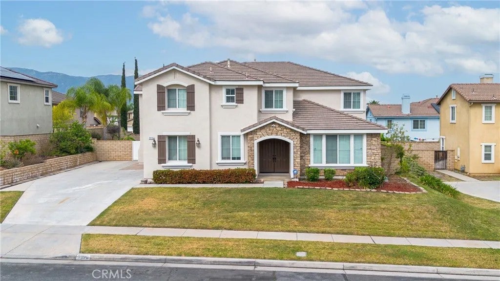 2272 Mary Clare Street — photo