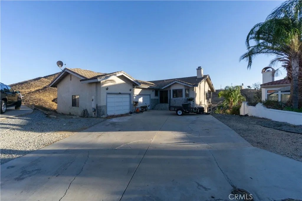 29300 Mammoth Place — photo
